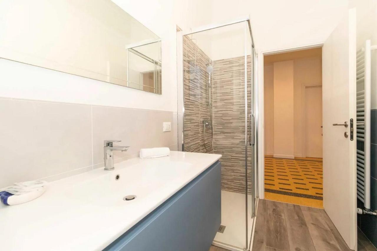 New! Cit Turin Elegant Apt With Parking Exterior foto