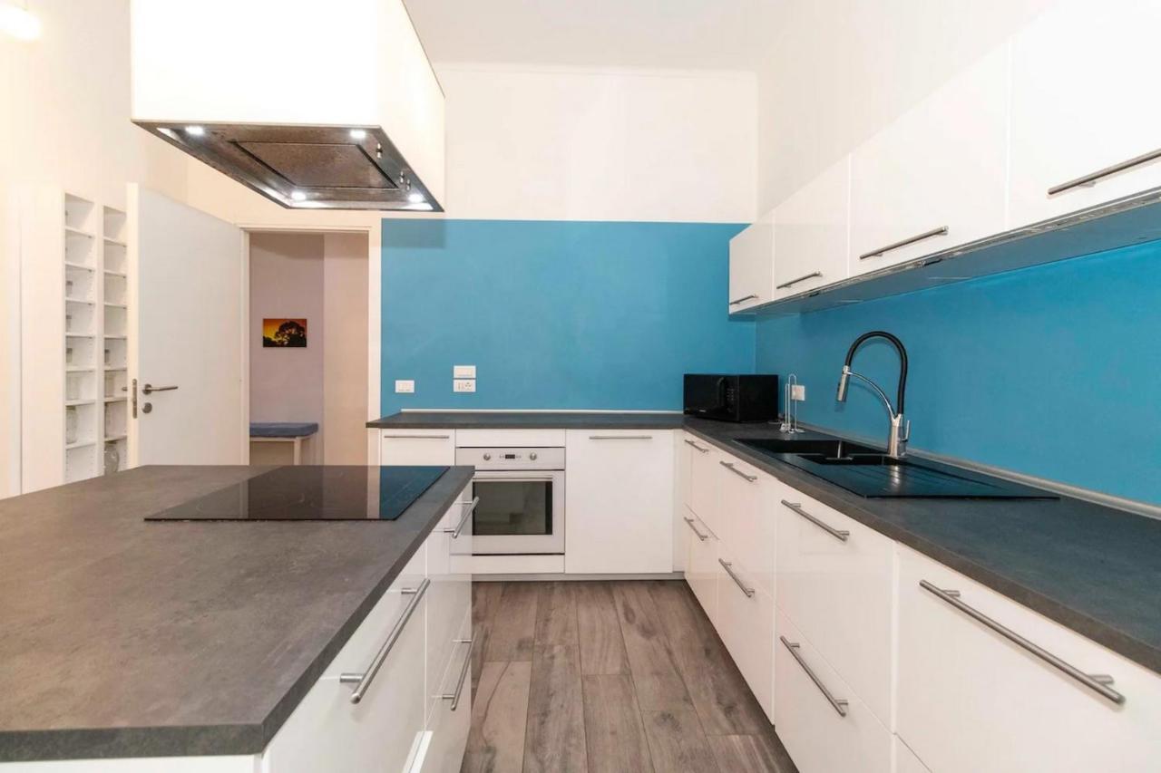 New! Cit Turin Elegant Apt With Parking Exterior foto
